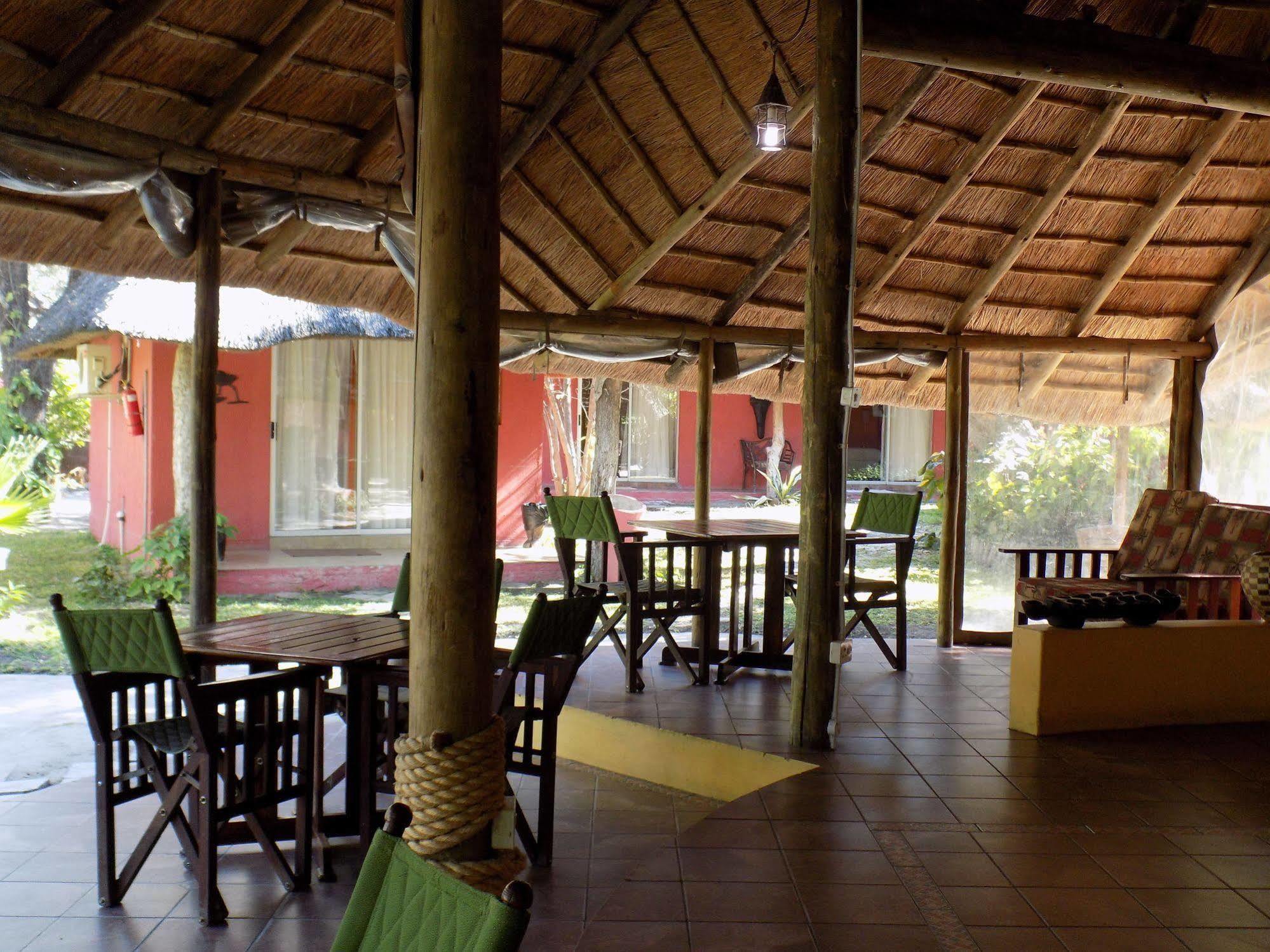 Jump Street Chalets Maun Exterior photo