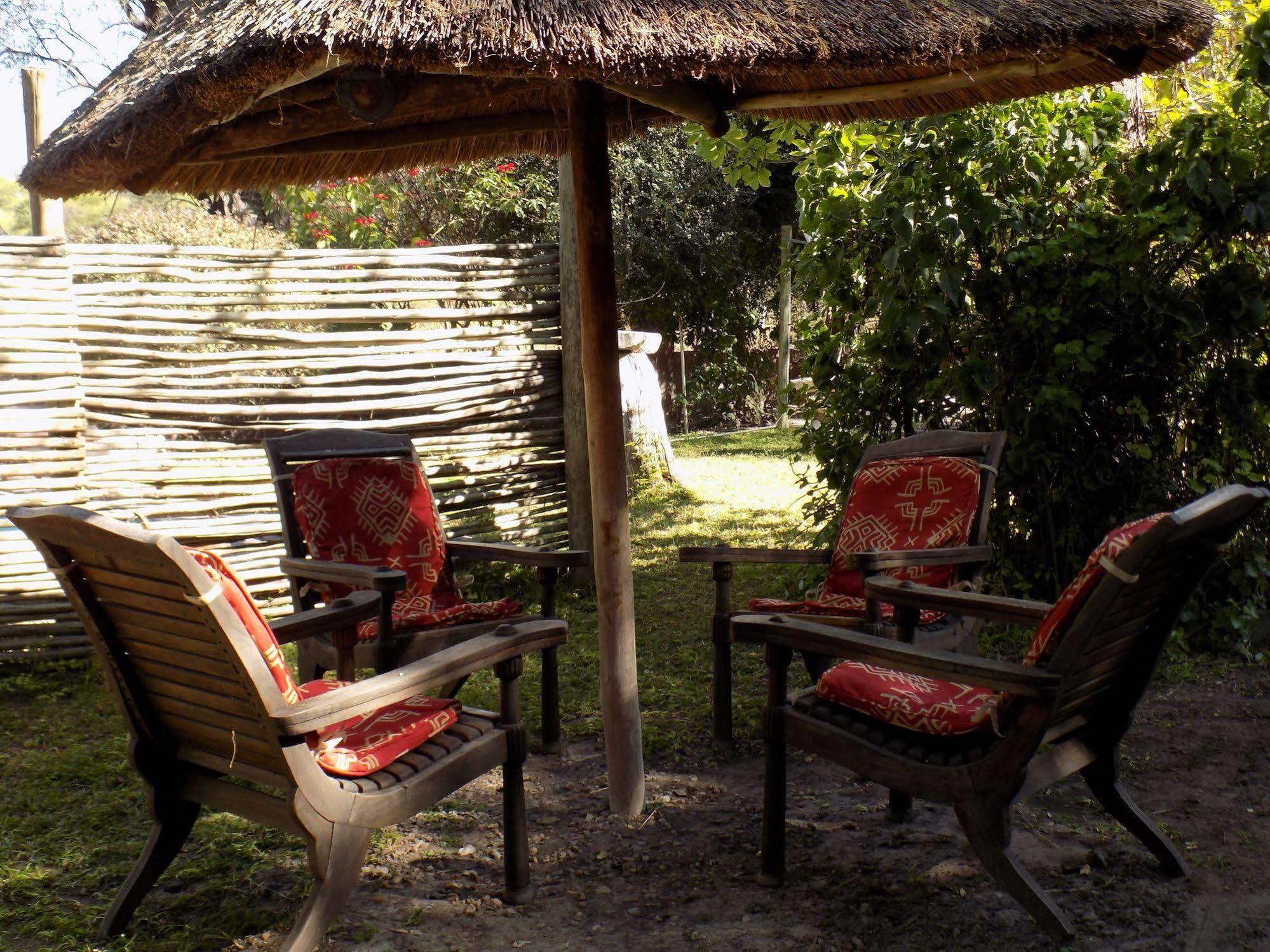 Jump Street Chalets Maun Exterior photo