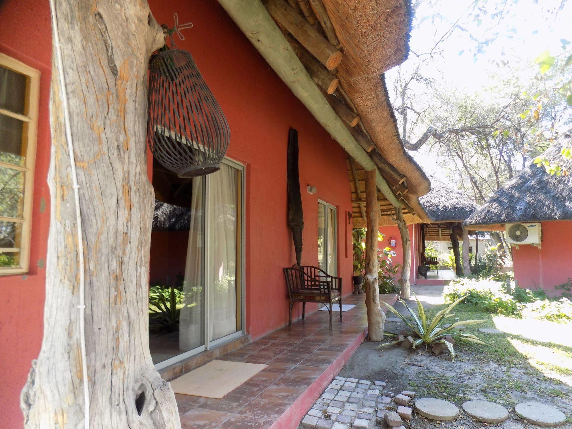 Jump Street Chalets Maun Exterior photo